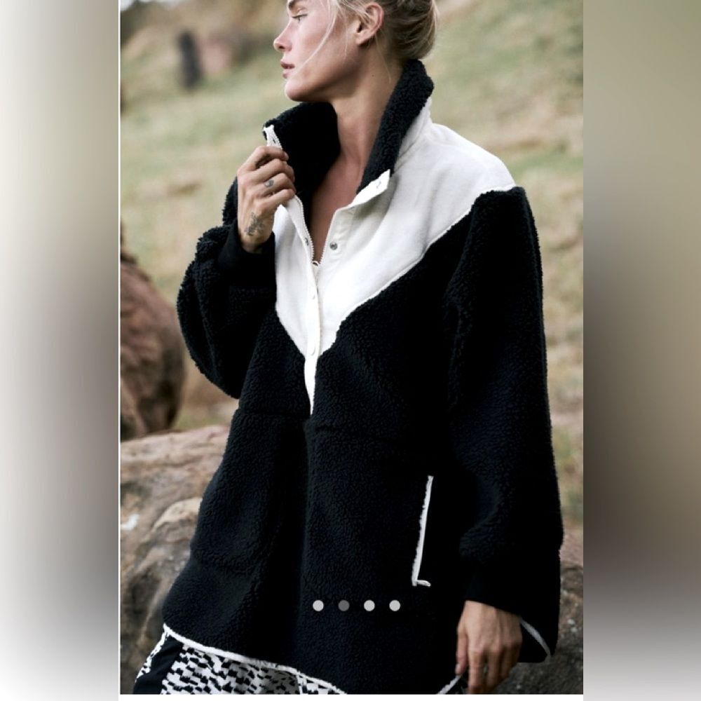 Free People Movement Fall to rise quarter snap - Picture 3 of 10